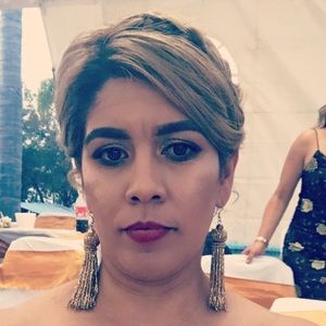 Meet your Posher, Clara